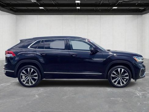 Used 2022 Volkswagen Atlas Cross Sport SEL Premium R-Line AWD/4WD image 4