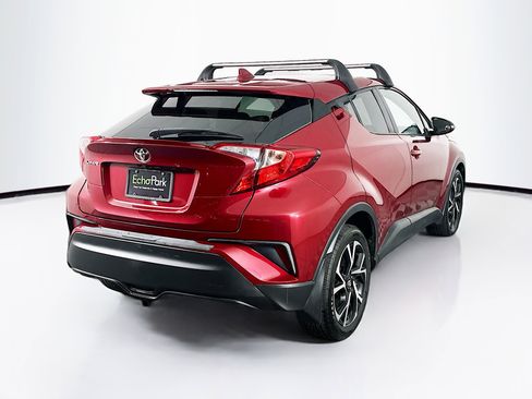 Used 2018 Toyota C-HR XLE image 9