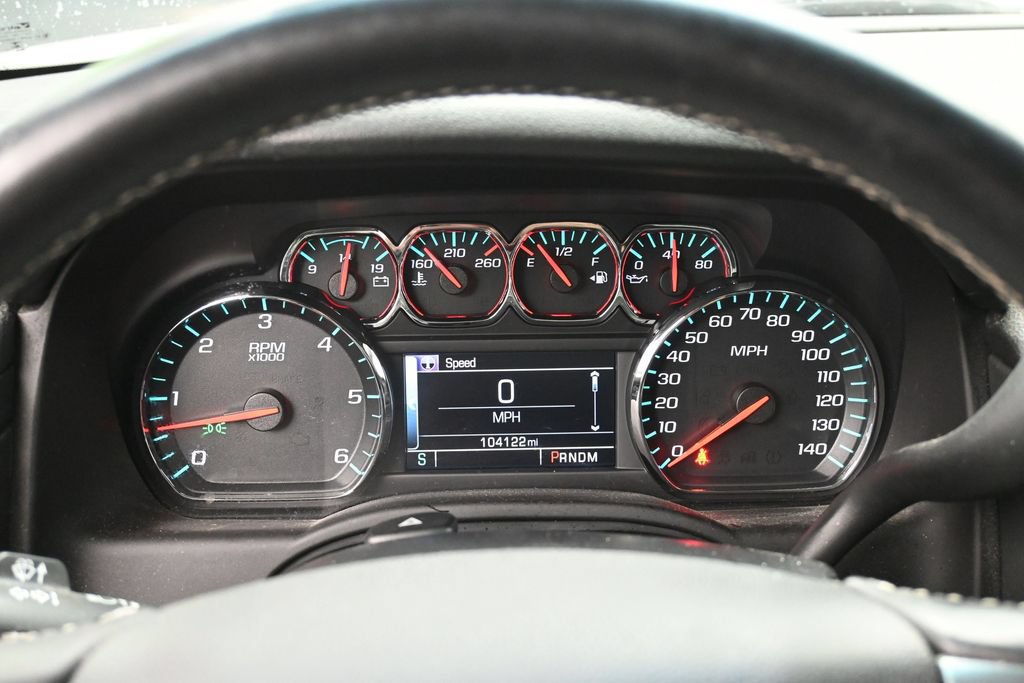 Used 2016 Chevrolet Suburban LS RWD image 10