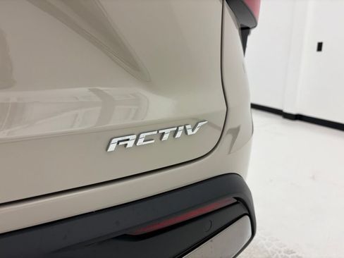 New 2026 Chevrolet Trax ACTIV w/ Driver Confidence Package FWD image 22