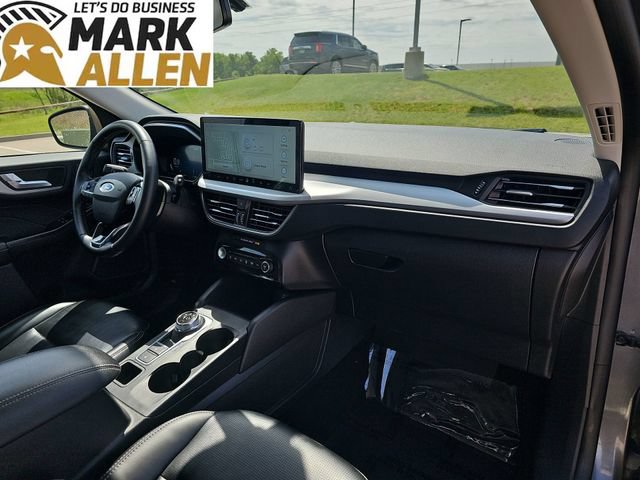 Used 2024 Ford Escape Platinum AWD/4WD image 28