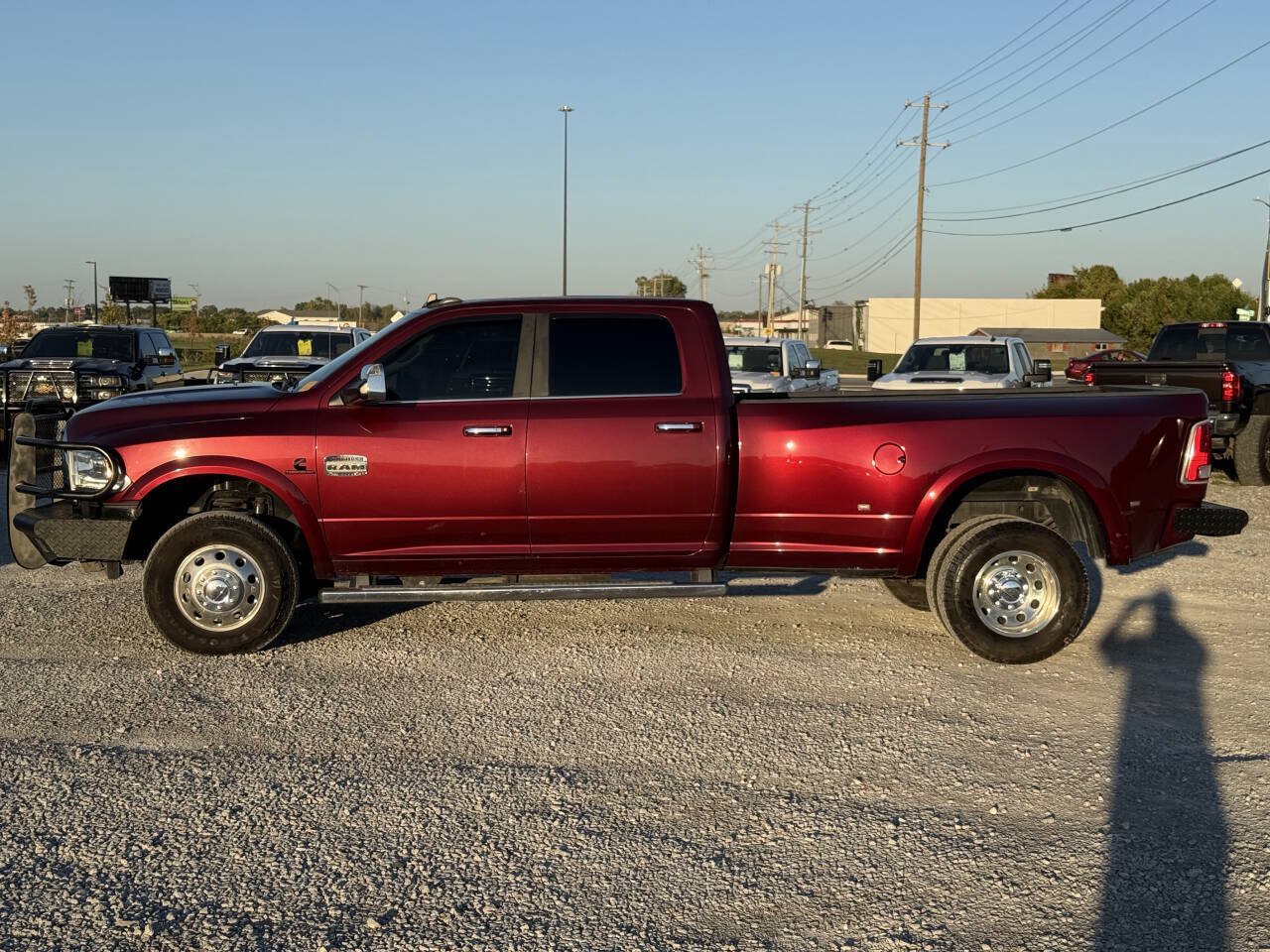 Used 2017 RAM 3500 Laramie Longhorn AWD/4WD image 3