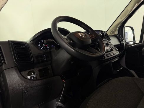 Used 2023 RAM ProMaster 2500 FWD image 18