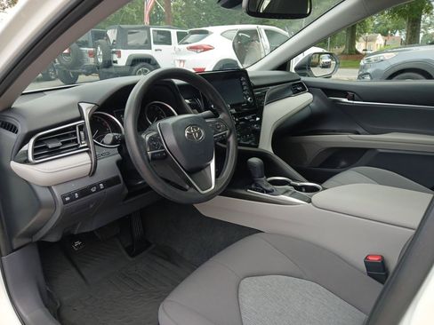 Used 2024 Toyota Camry LE w/ Convenience Package FWD image 17