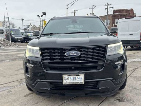 Used 2018 Ford Explorer Sport w/ Equipment Group 401A image 2