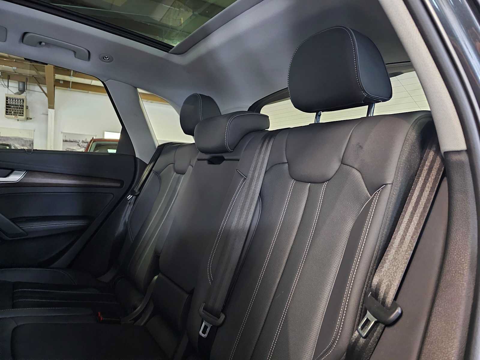 Used 2023 Audi Q5 2.0T Premium Plus w/ Premium Plus Package AWD/4WD image 19
