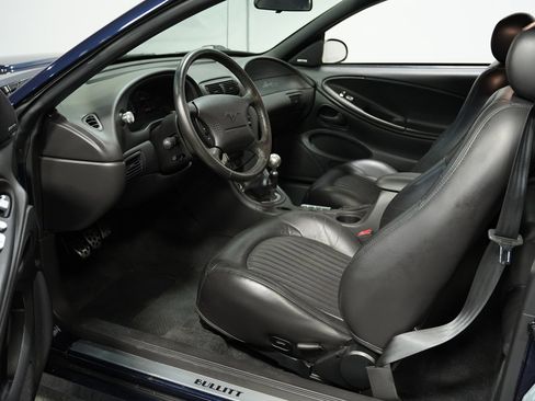 Used 2001 Ford Mustang Bullitt GT image 4
