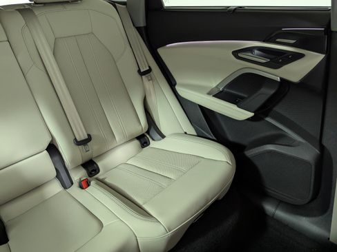 Certified 2025 Audi Q5 Prestige image 14