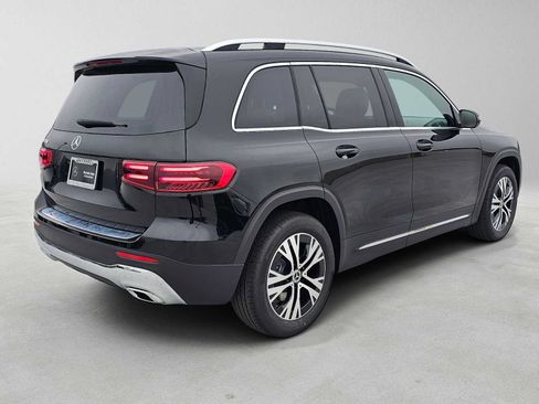 New 2026 Mercedes-Benz GLB 250 image 3