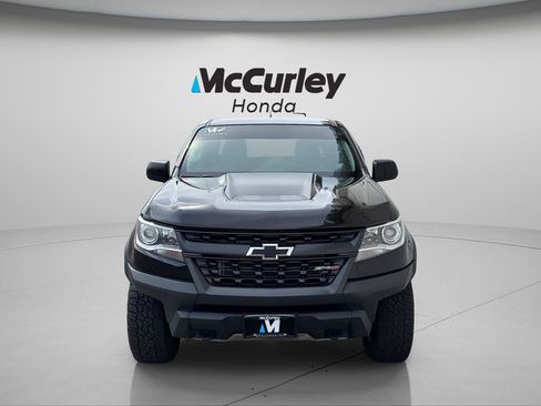 Used 2018 Chevrolet Colorado ZR2 w/ ZR2 Midnight Special Edition AWD/4WD image 7