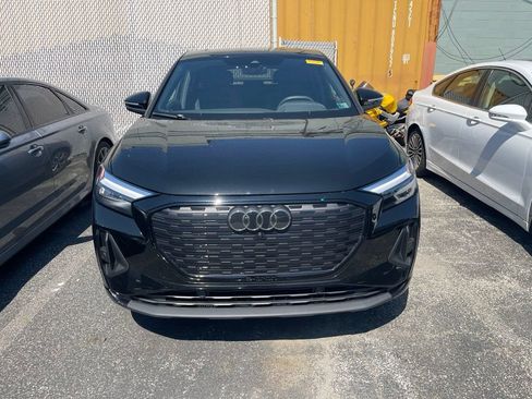 Used 2023 Audi Q4 e-tron Premium Plus w/ Premium Plus AWD/4WD image 2