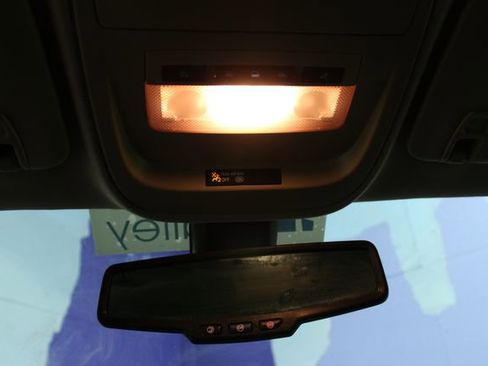 Used 2016 GMC Canyon SLE w/ All Terrain Package image 20