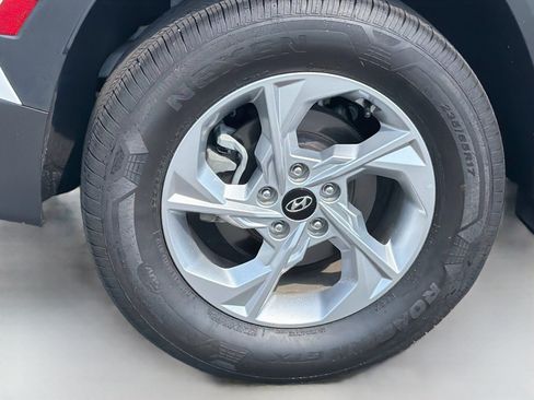 Used 2024 Hyundai Tucson SE AWD/4WD image 9