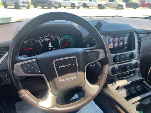 Used 2020 GMC Yukon XL Denali w/ Denali Ultimate Package AWD/4WD image 27