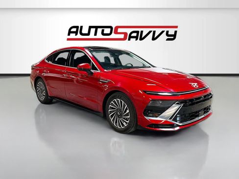 Used 2024 Hyundai Sonata Limited image 1