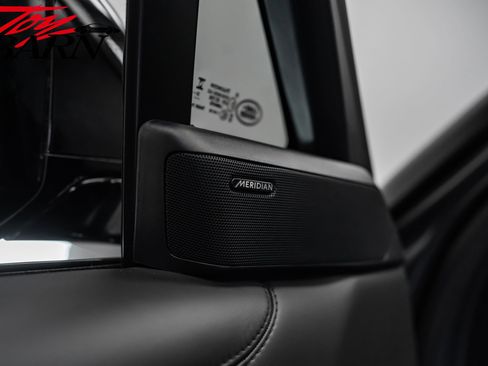 Used 2024 Land Rover Range Rover SE image 21