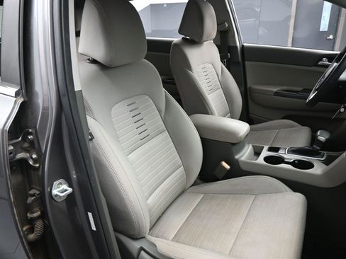 Used 2017 Kia Sportage LX w/ LX Popular Package image 14