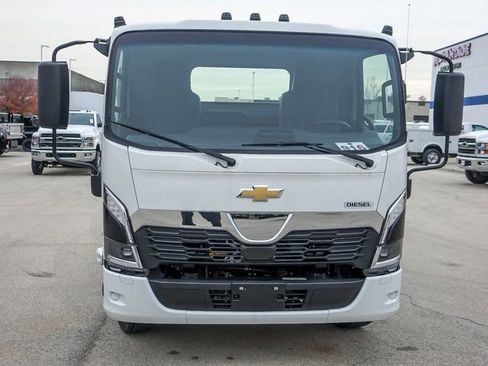 New 2025 Chevrolet Low Cab Forward 4500 XD image 8