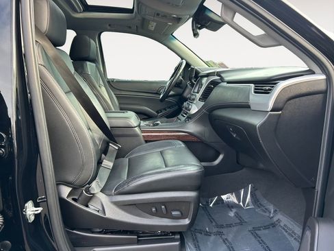 Used 2019 GMC Yukon SLT image 10