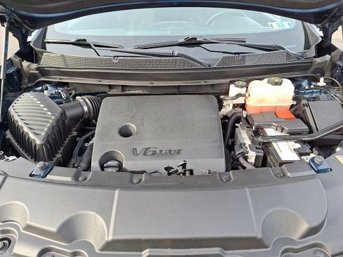 Certified 2023 Chevrolet Traverse LT image 28