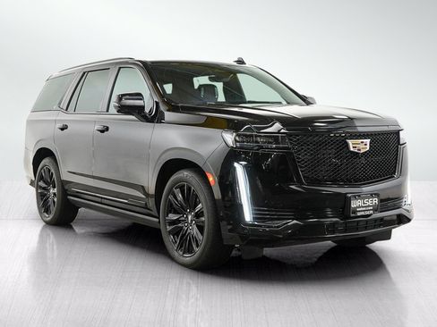 Used 2023 Cadillac Escalade Sport Platinum AWD/4WD image 7
