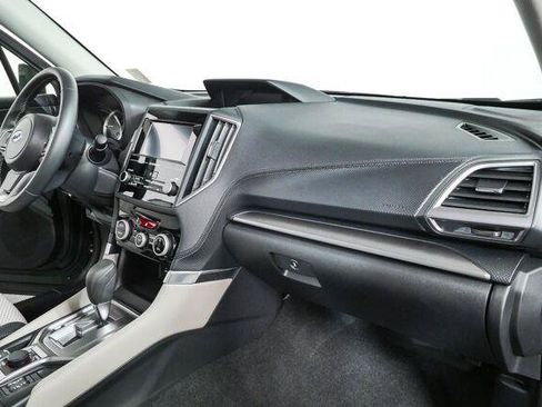 Used 2024 Subaru Forester Premium AWD/4WD image 24