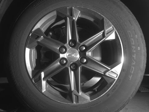 Used 2025 Chevrolet Blazer LT FWD image 12