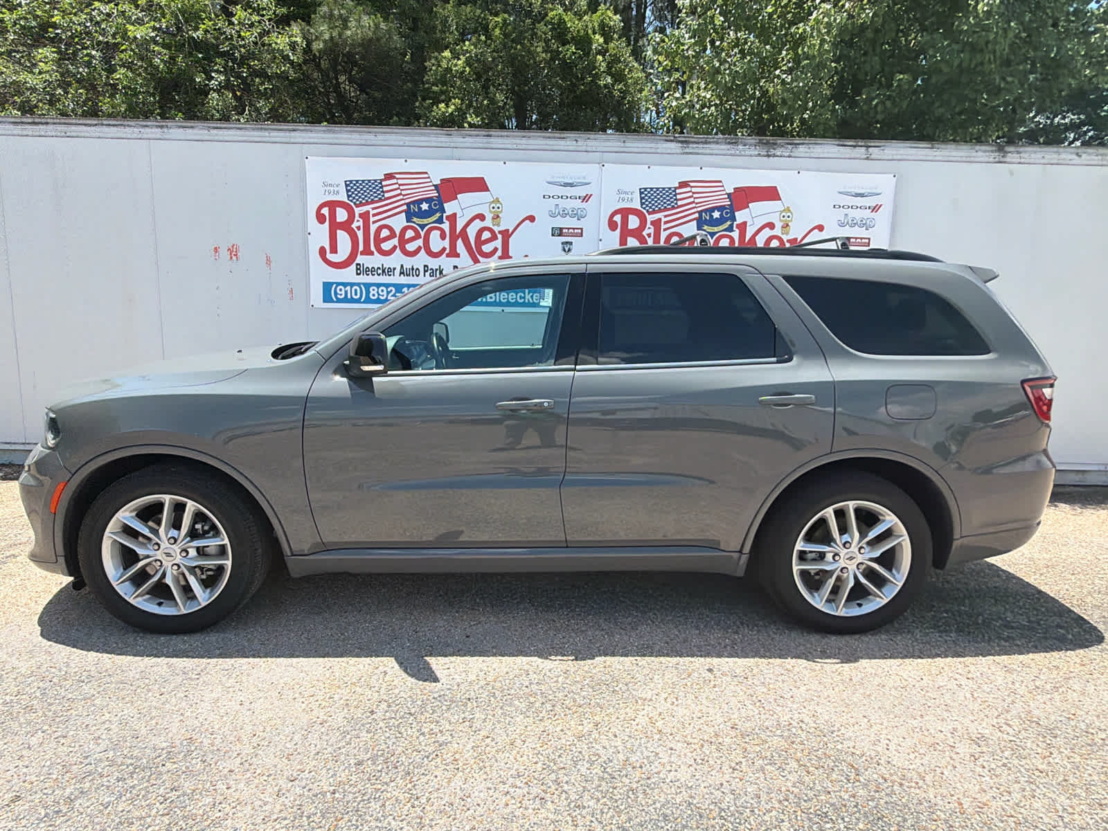 Used 2024 Dodge Durango GT RWD image 8