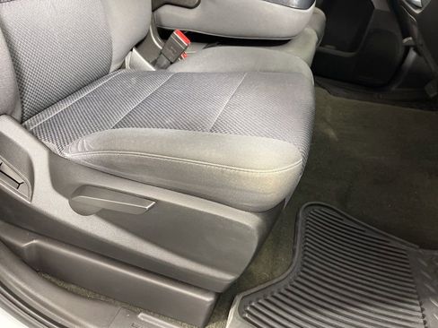 Used 2018 Chevrolet Silverado 1500 LT w/ All Star Edition image 9