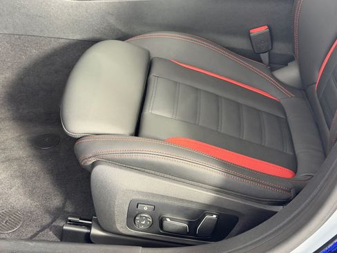 New 2026 BMW M440i RWD image 13