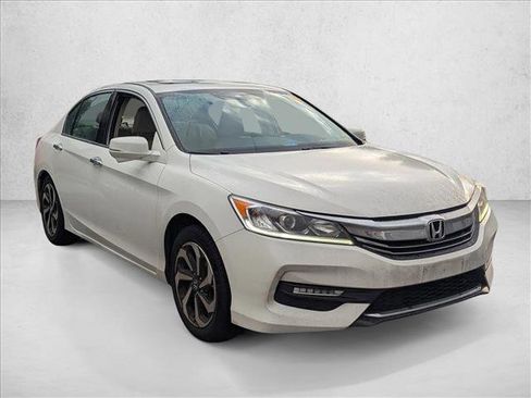 Used 2017 Honda Accord EX-L image 3