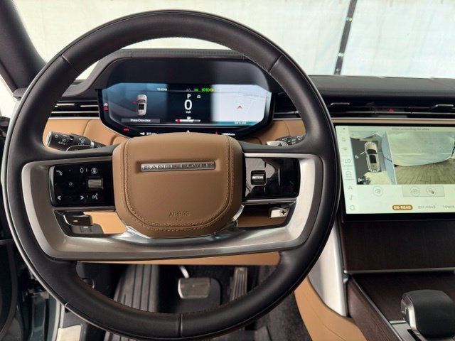 Used 2025 Land Rover Range Rover Long Wheelbase SE AWD/4WD image 20