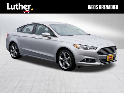 Used 2016 Ford Fusion SE