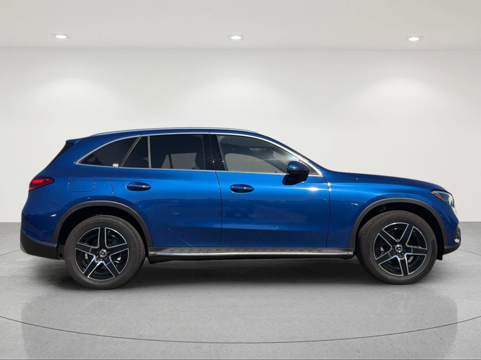 Certified 2026 Mercedes-Benz GLC 300 image 5
