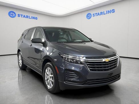 Used 2022 Chevrolet Equinox LS FWD image 15