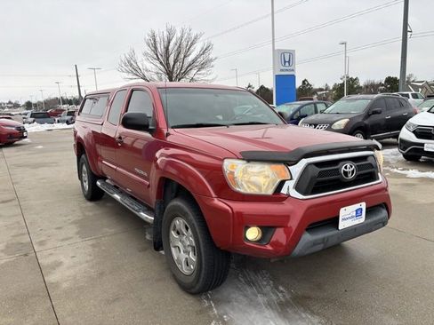 Used 2013 Toyota Tacoma 4x4 Access Cab V6 image 3