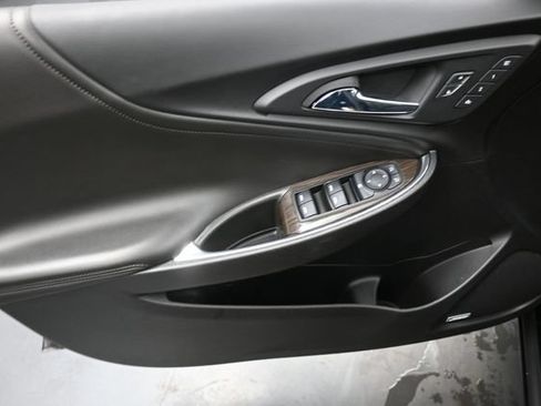 Used 2022 Chevrolet Malibu Premier FWD image 13