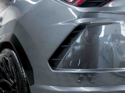 Used 2019 Lamborghini Urus AWD/4WD image 28