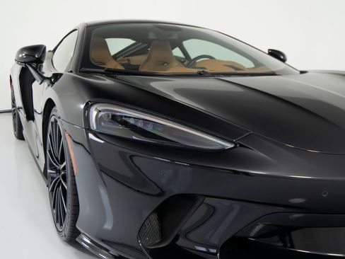 Used 2023 McLaren GT image 36