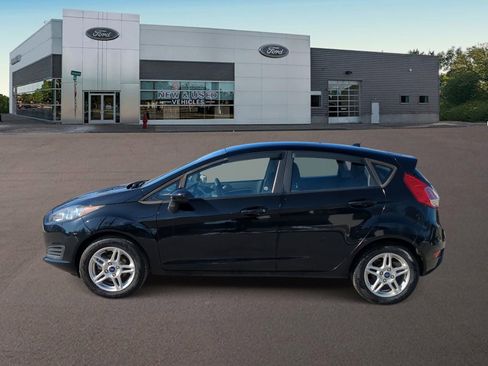 Used 2018 Ford Fiesta SE image 7