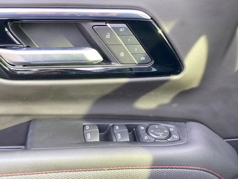 Used 2025 Chevrolet Tahoe RST w/ Comfort Package image 21