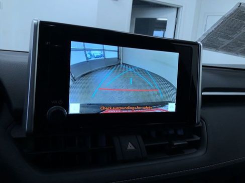 Used 2025 Toyota RAV4 LE image 28