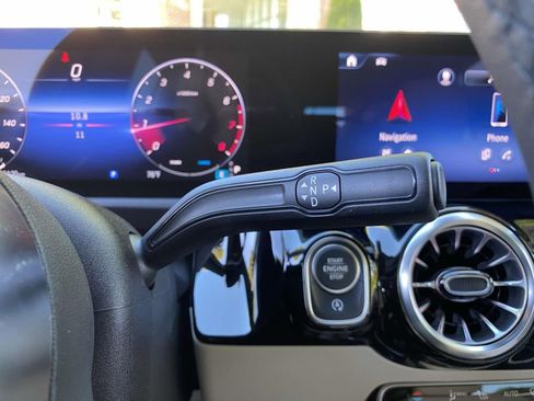 Certified 2025 Mercedes-Benz GLA 250 image 30