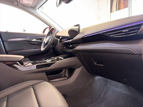 Certified 2025 Buick Envision Preferred image 27