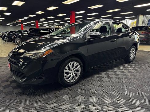 Used 2017 Toyota Corolla LE image 7
