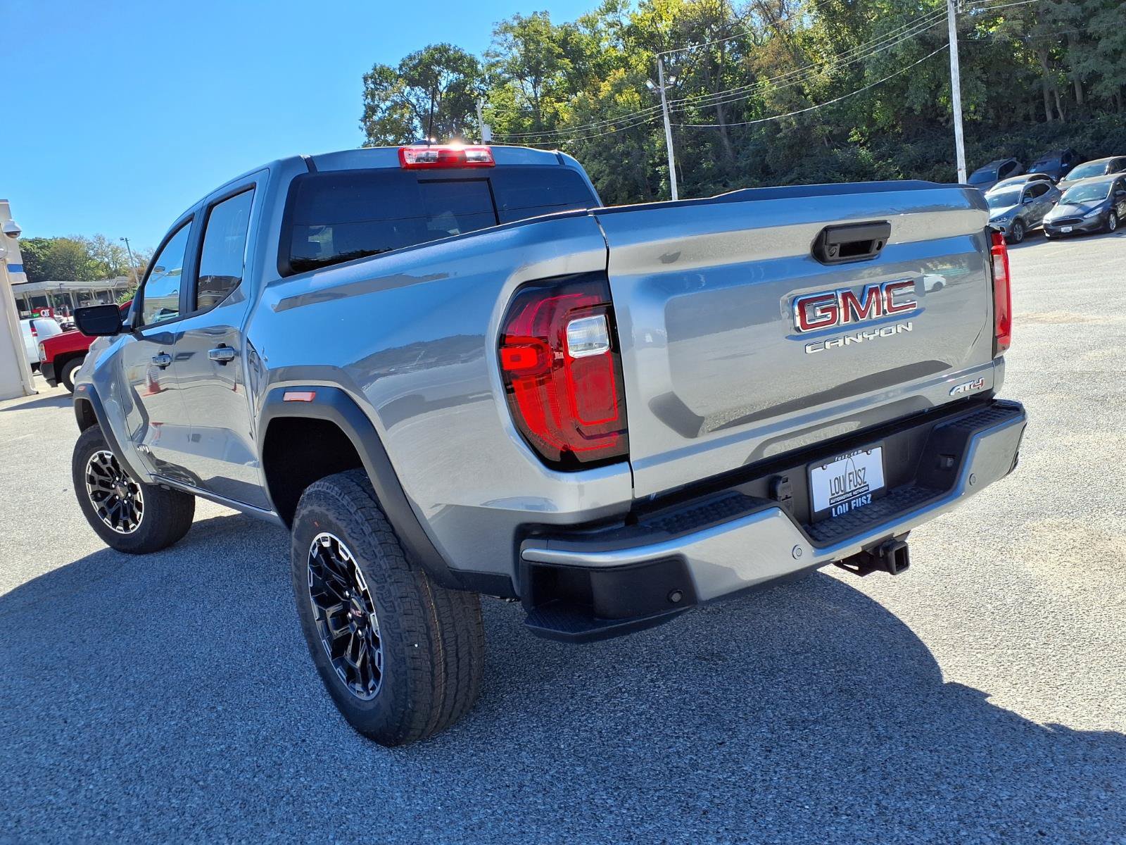 New 2026 GMC Canyon AT4 AWD/4WD image 21