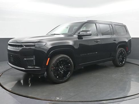 New 2026 Jeep Grand Wagoneer Limited AWD/4WD image 2
