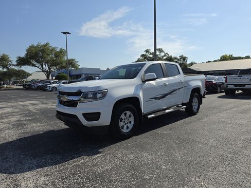 Used 2020 Chevrolet Colorado W/T w/ WT Convenience Package RWD image 10