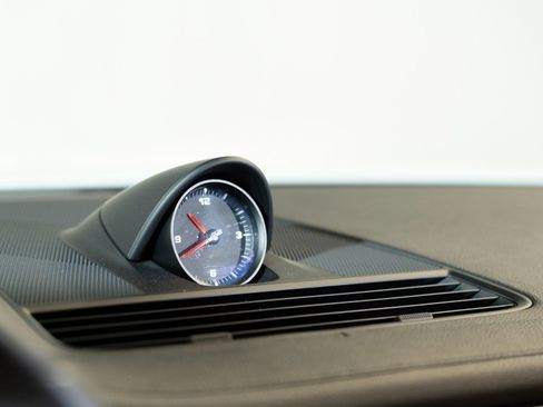 Certified 2023 Porsche Panamera image 20