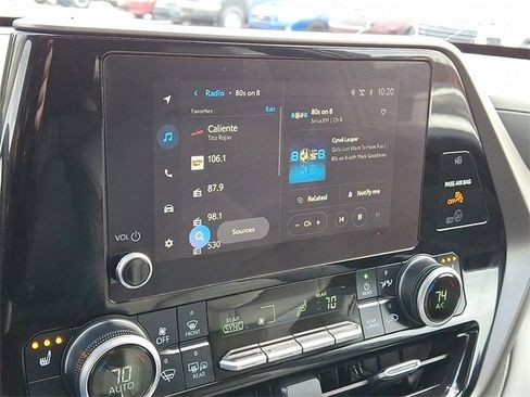 Certified 2024 Toyota Highlander XLE image 18